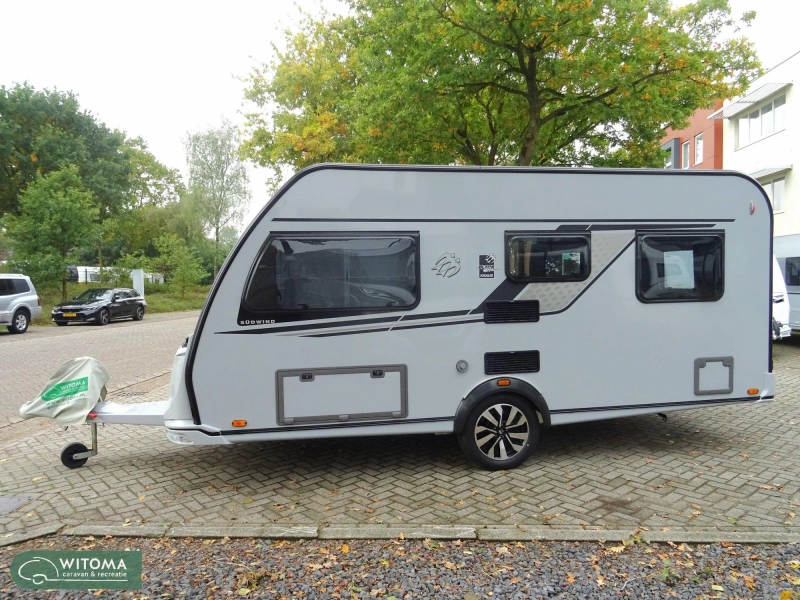 Knaus Sudwind Black Selection 450 FU Witoma 50 jaar aanbieding  foto: 18