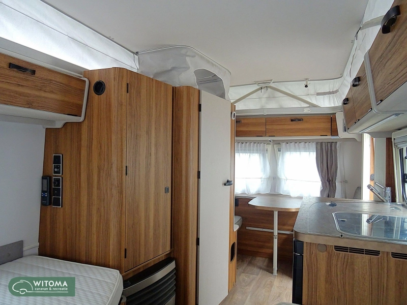 Eriba Touring 542 aire acondicionado mover thule e.t.c. foto: 3