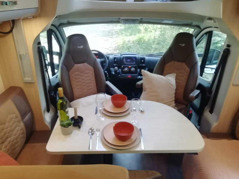Bürstner IXEO Time 734 met groot zonnepaneel!  foto: 4