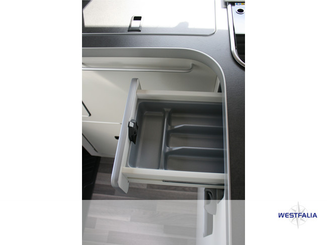 Westfalia Ford Nugget 2.0 TDCI 130pk Trekhaak | BearLock | foto: 16