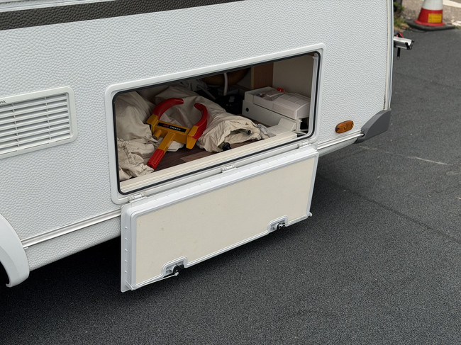 Knaus SPORT 400 QD photo : 4