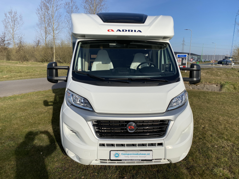 Adria Matrix Plus 670 DL ENKELE BEDDEN+HEFBED  foto: 21