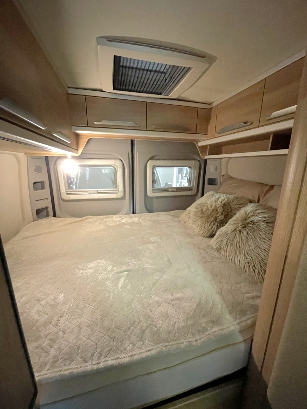 Knaus Boxstar 600 MQ DWARSBED EURO 6 5.99M BEARLOCK foto: 2