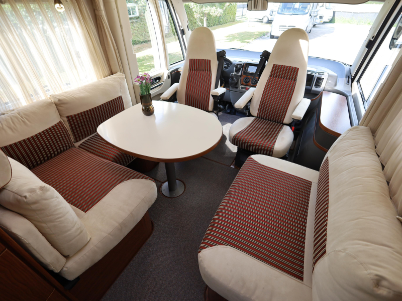 Hymer B 654 SL 3L 160 PS | Fahrradlift Foto: 4