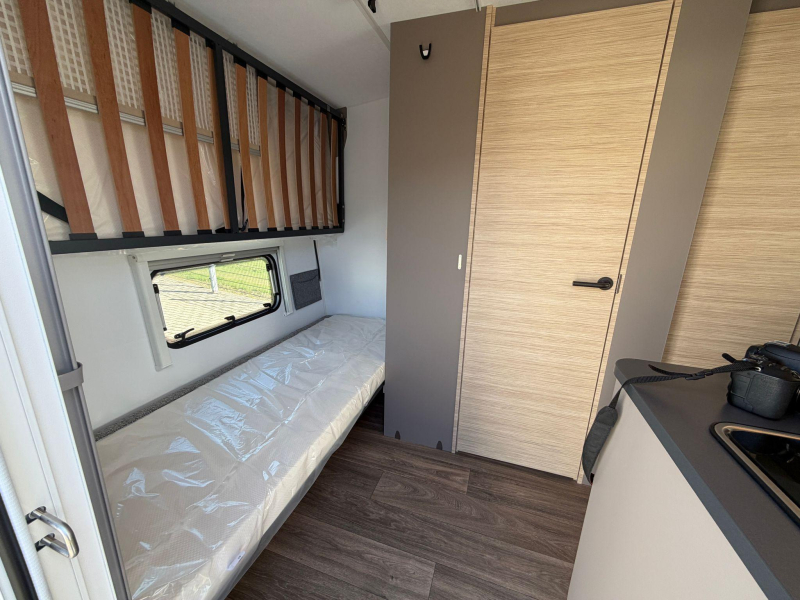 NEXT 381 STAPELBEDDEN 263 - Fendt Foto: 6