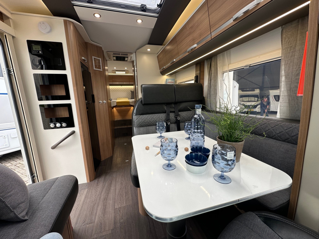 ADRIA CORAL 670 SL AXESS foto: 10