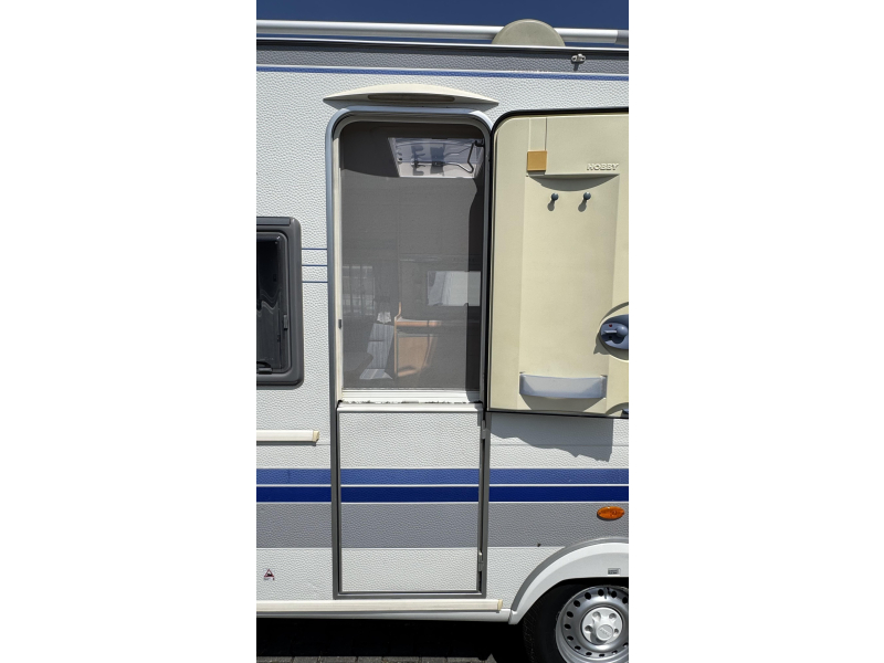 Hobby Excellent Easy 460 UFE - Voortent  foto: 14