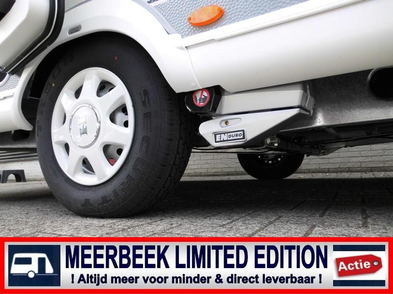 Hobby Excellent Edition 460 UFE 6384,=KORTING BC260+THULE  foto: 4
