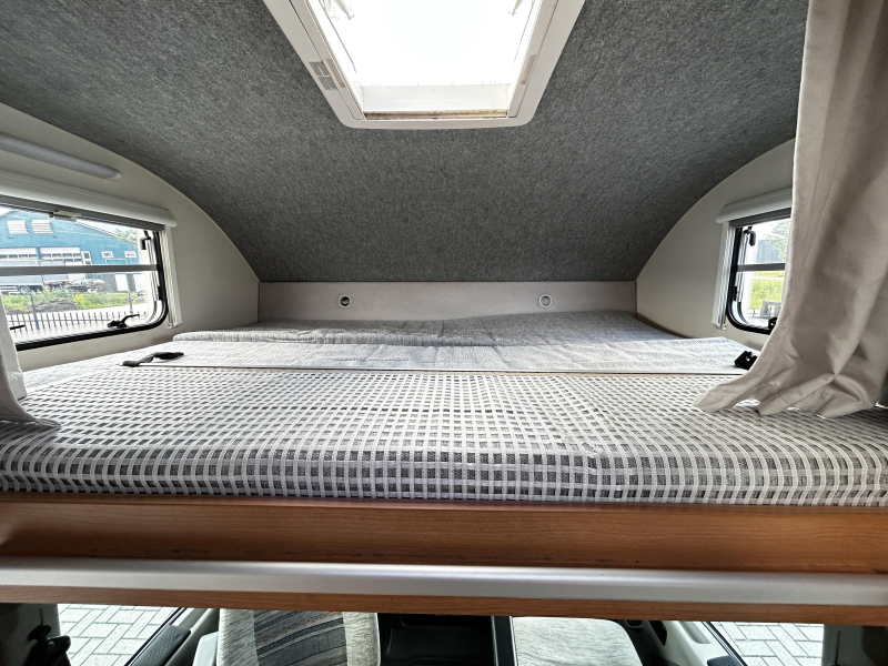 Knaus Sport TR Alkoven/Querbett/2008/Klima Foto: 12