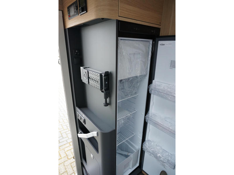 Adria Coral Plus 670 DL  foto: 14