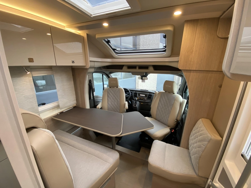 Bürstner Lineo T 690 G Active | Automaat | Actie  foto: 8