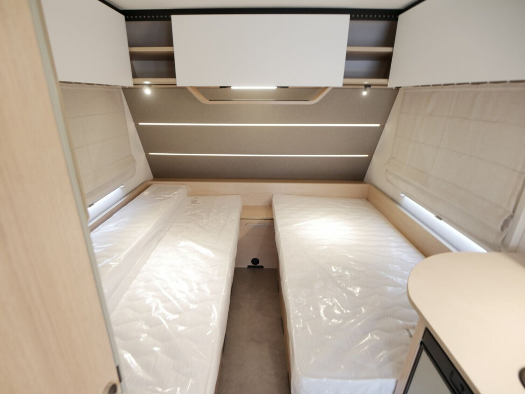 LMC Caravans Style 460E