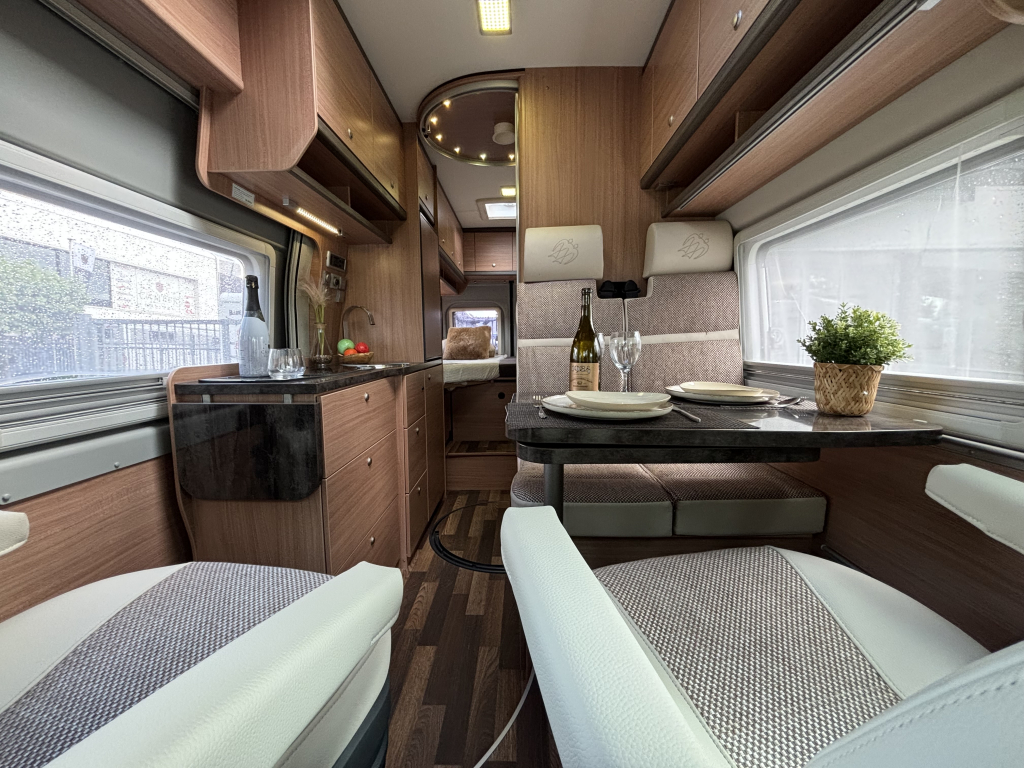 Knaus BOXSTAR FREEWAY 630 ENKELE BEDDEN 2.18M STAHOOGTE foto: 14
