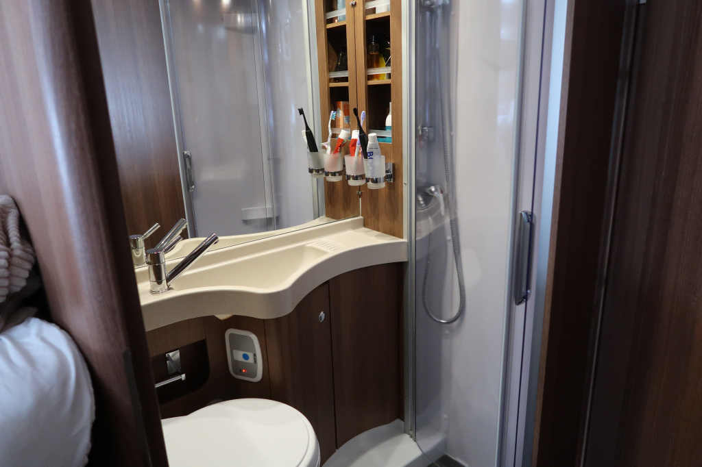 Carthago C-Tourer T 143 LE Full Options foto: 5