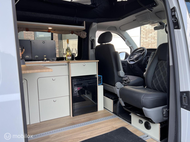 Volkswagen T6 buscamper Florida L1H1 AUTOMAAT 2018 foto: 15