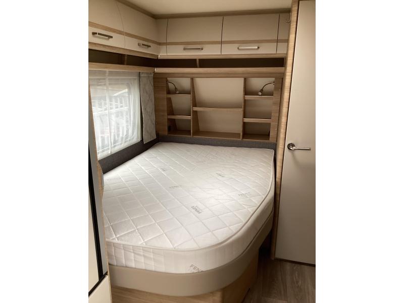 Fendt Bianco Selection 465 SFB mover/ omnistor luifel  foto: 2