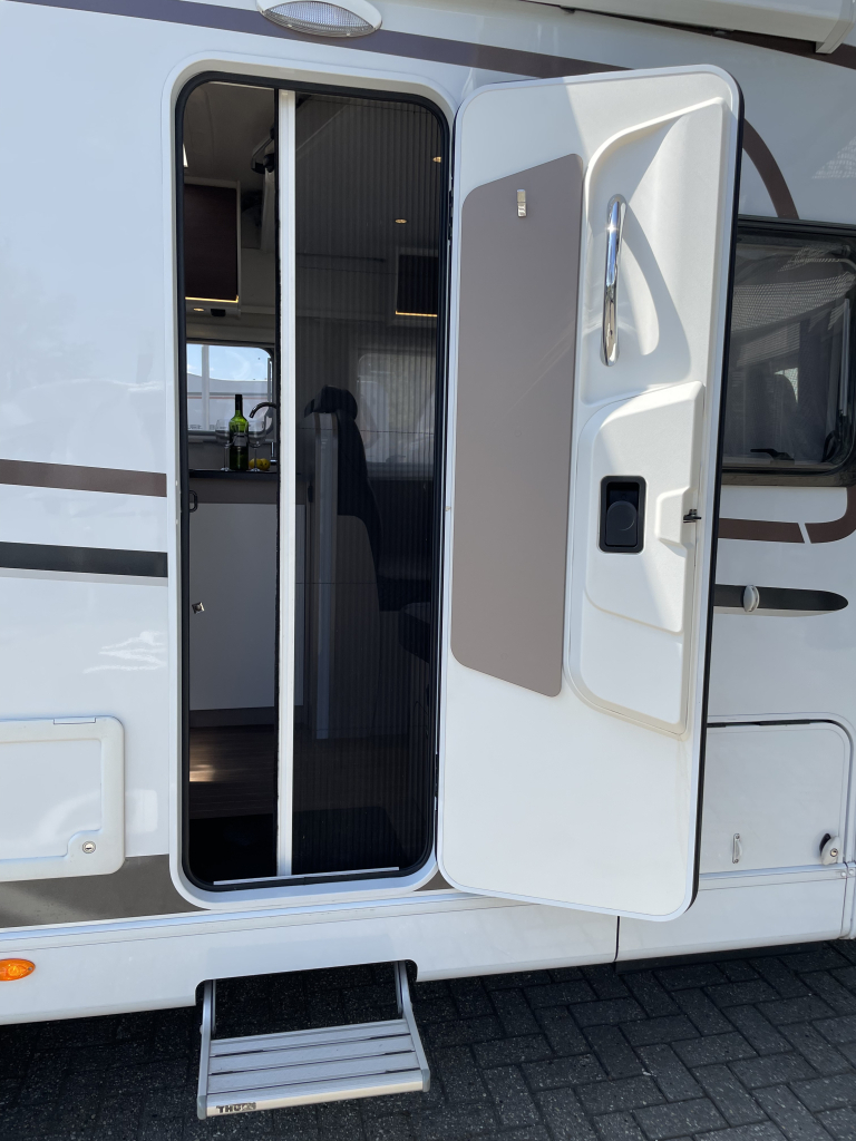 Hymer Etrusco T7300 SB ENKELE BEDDEN + HEFBED FIETSENDRAGER LIFT foto: 6