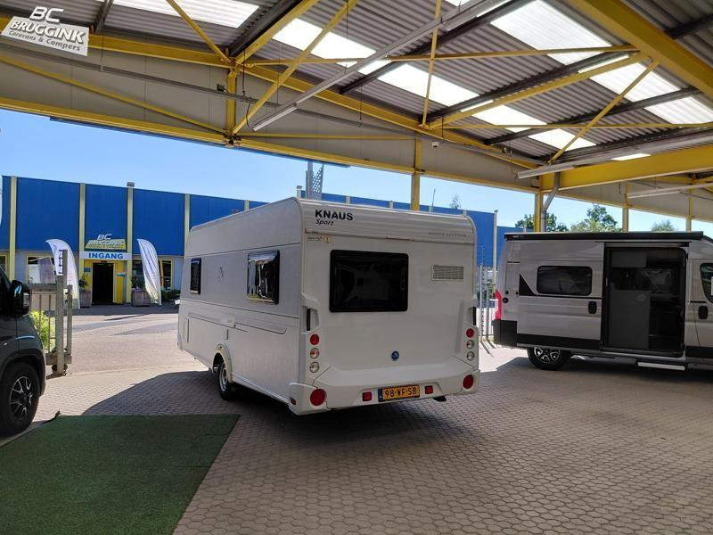 Knaus Sport 450 FS MOVER AIRCO AWNING photo: 1