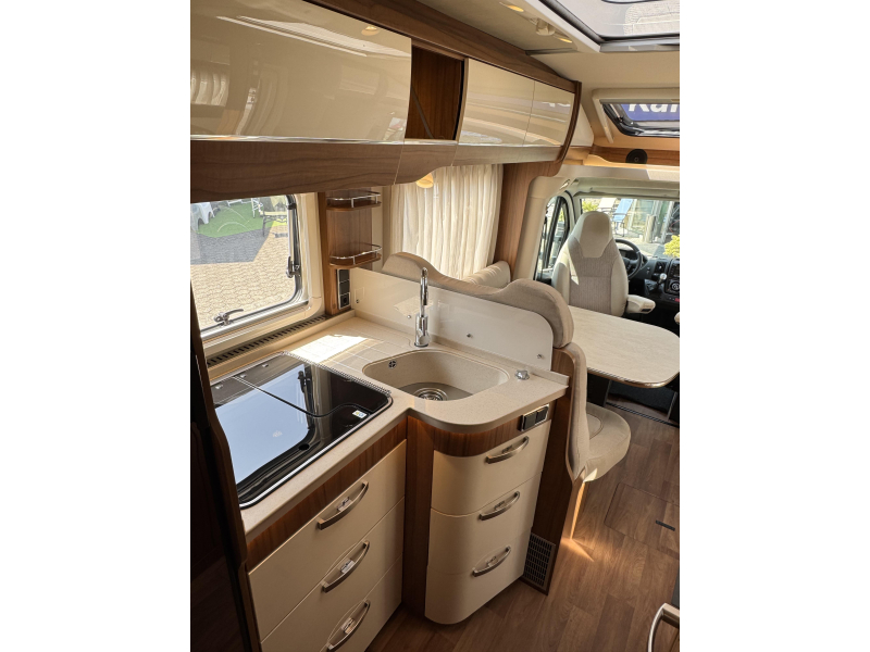 Hymer Tramp SL 588 - Automaat -  foto: 9