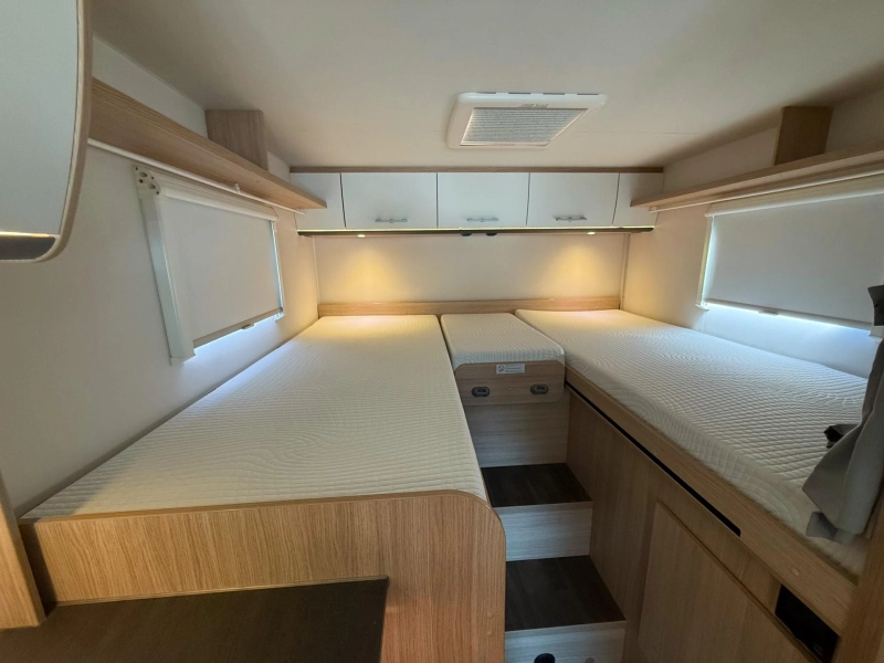 Sunlight T 66 NL Camper automatic 150HP photo: 7