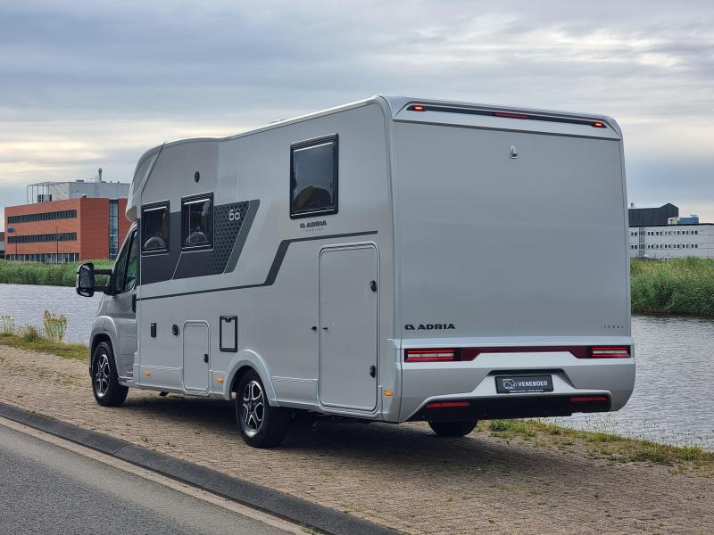Adria Coral 670 DL 60 Years Edition  foto: 4