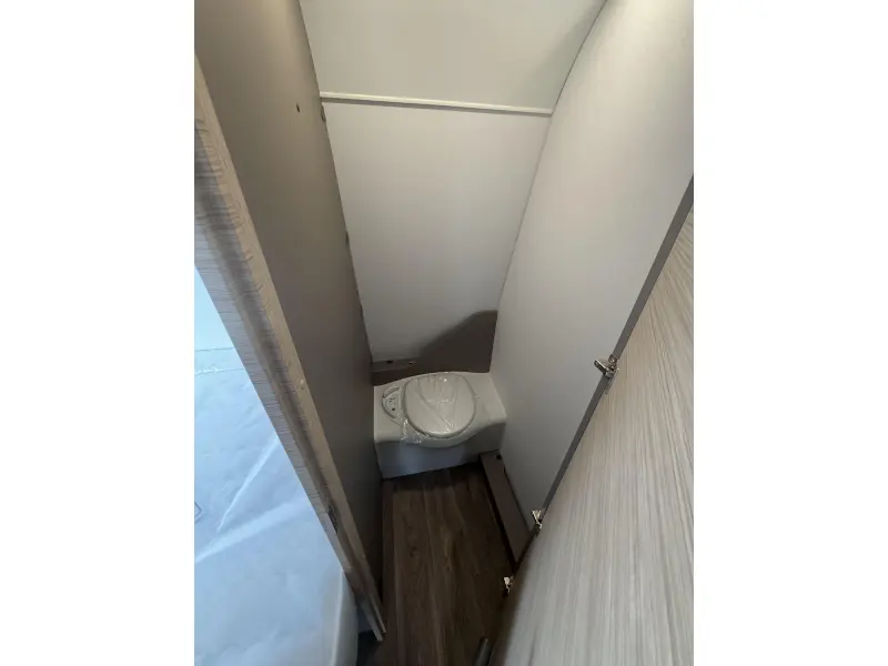 NÄCHSTES 380 Foto: 8