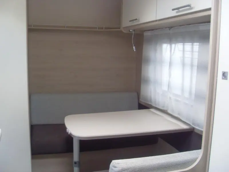 Caravelair Alba 390 in nieuwstaat  foto: 3