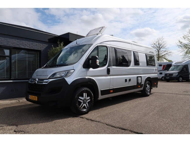 P&ouml;ssl Roadcruiser 640|Lits jumeaux|LEVEL|Lithium|Climatisation de toit|Busbiker|Solaire|COMPLET ET SOIGN&Eacute;! photo: 0