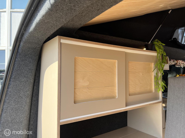 Volkswagen T6 2019 Florida L2H1 98k km Two-tone foto: 8