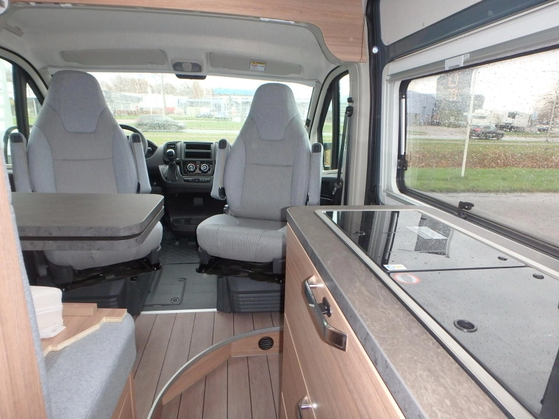 Weinsberg CaraBus 630 ME  foto: 15