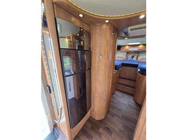Carthago CHIC C-LINE I XL 5.5 LE 3.0 177 PK VOL OPTIES !! LENGTEBEDDEN HEFBED LEVELSYSTEEM 4 ZONNEPANELEN 2x 200AH LITHIUMACCU’S TV foto: 13