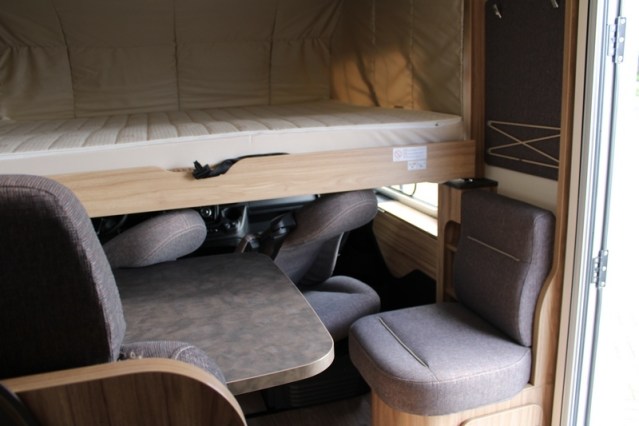 Hymer Exsis I 678 Fiat AUTOMAAT 160 pk enkele bedden Smal en lichtgewicht (54  foto: 65
