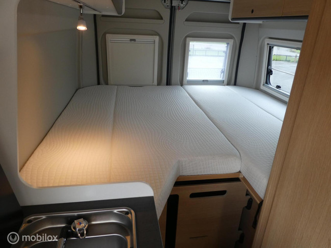 Sunlight Hymer Cliff 640 Adventure Edition Autom&aacute;tico foto: 22