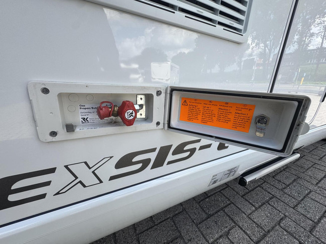 Hymer EXT 678 9T-Automaat Enkele Bedden Luifel Lpg Zonnepaneel foto: 11