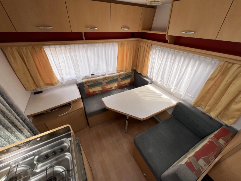 Delta Euroliner 4400 LB voortent en luifel  foto: 3