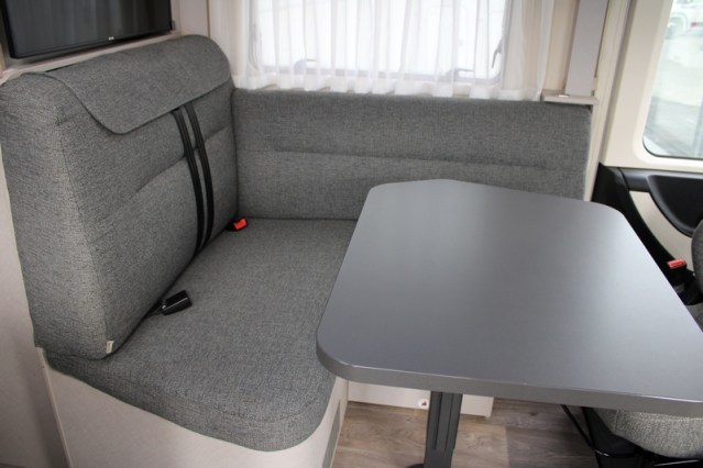Jonge lichtgewicht integraal Hymer Exsis I 580 Pure 9G Tronic AUTOMAAT enkele bedden (58  foto: 27