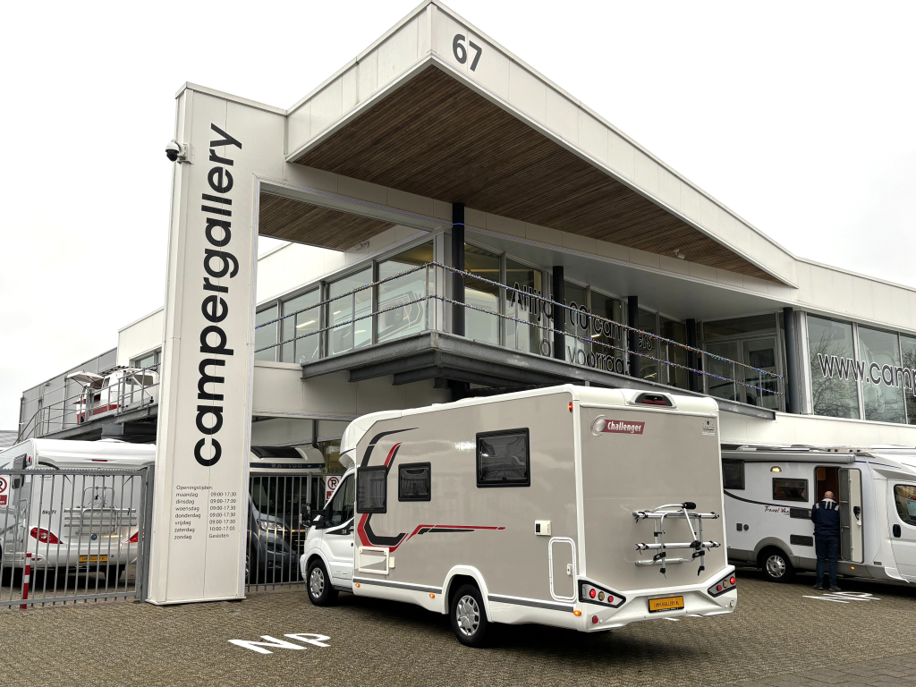 Challenger Graphite 288 AUTOMAAT 15.000KM! QUEENSBED HEFBED foto: 19