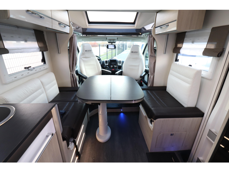 Chausson Titanium 738 XLB QUEENSBED + LIFT-UP BED photo: 12