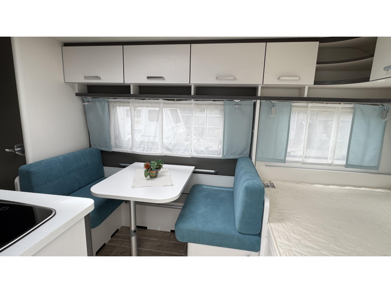 Dethleffs C'Go 495 QSK - Mover - Voortent  foto: 4