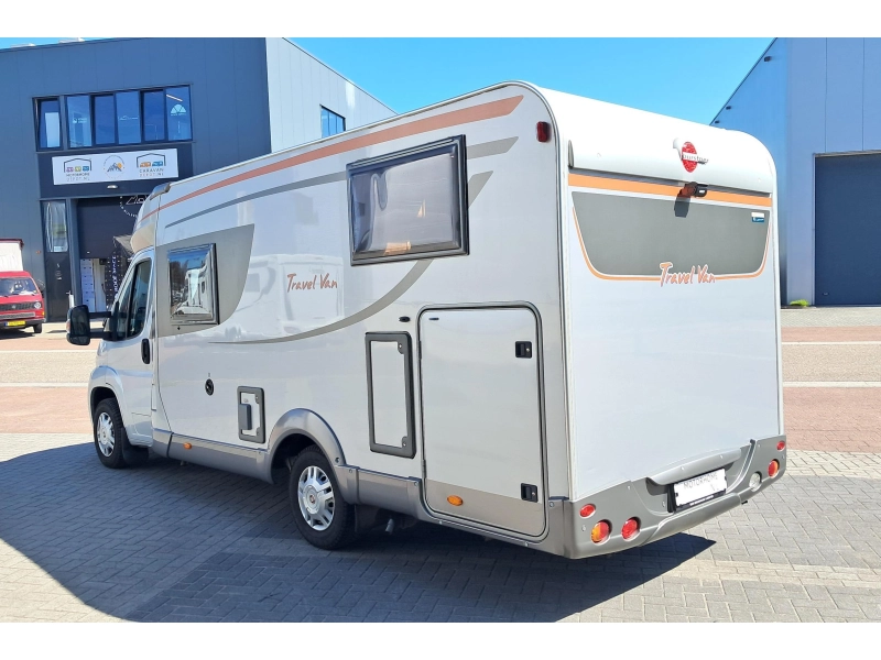 B&uuml;rstner Travel Van T 620 1. Besitzer / NL Wohnmobil Foto: 3