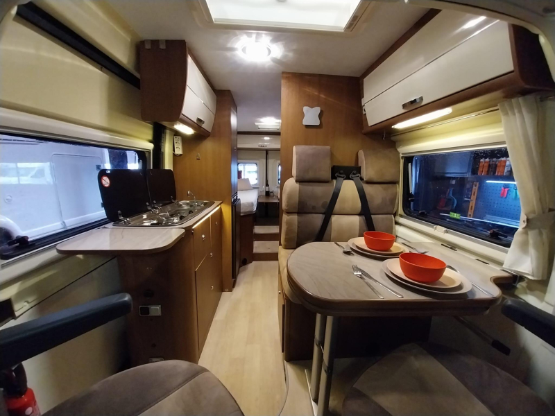 Chausson Twist Prestige met LPG en trekhaak!  foto: 1