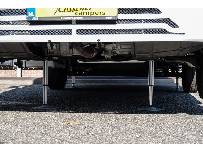 Laika EcoVip H 4109 9-Speed ​​Automatic | E&P Level System | Roof air conditioning | Lithium | 4-person photo: 3
