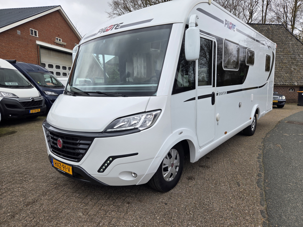 Pilote Sensation P740 Queensbed 2018 foto: 3