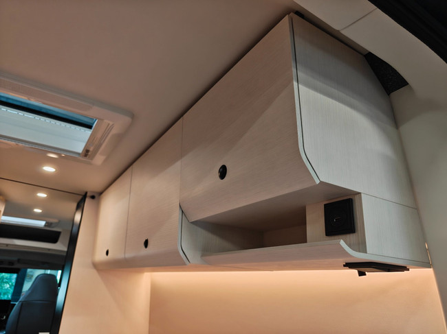 tourne mobil 6.4 Select 2.2 BlueHDI 180PK Automaat - ALL SEASON foto: 7