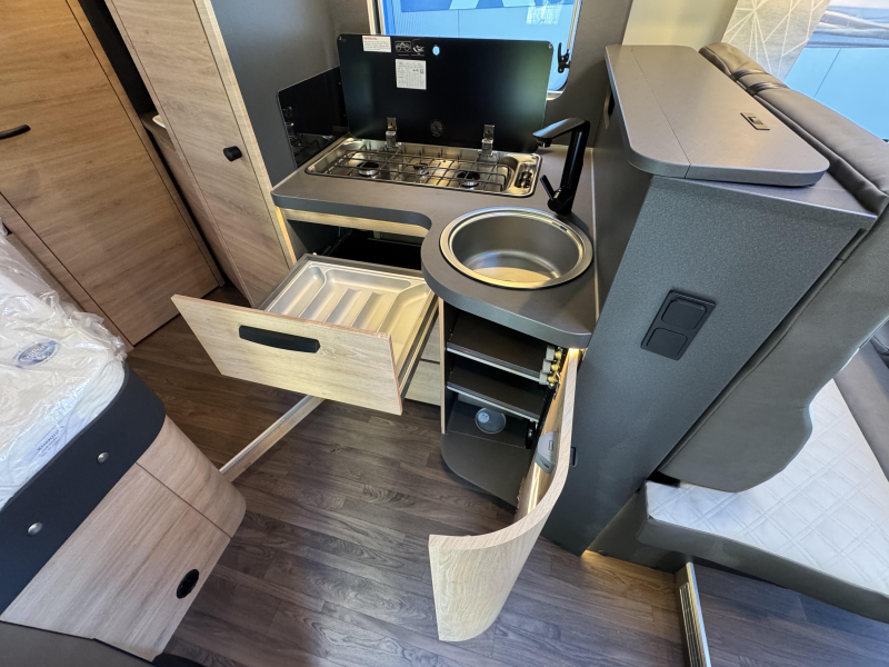 Knaus L!ve Ti 650 MF  foto: 11