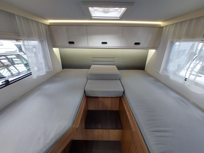 Sun Living S 65 SL Autom&aacute;tico/cama longitudinal/litio foto: 19