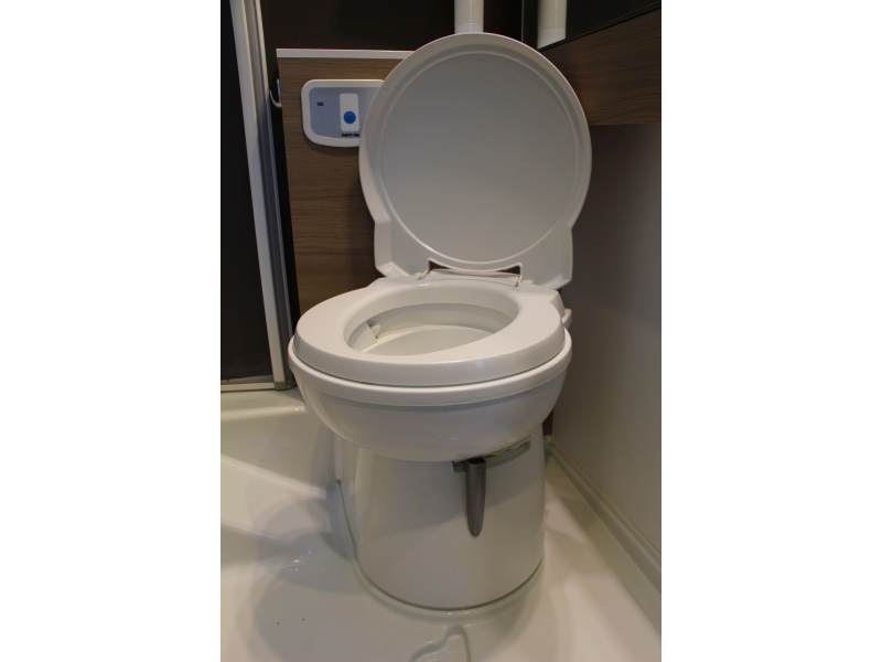 Adria Compact SL Camas individuales - Autom&aacute;tico foto: 39