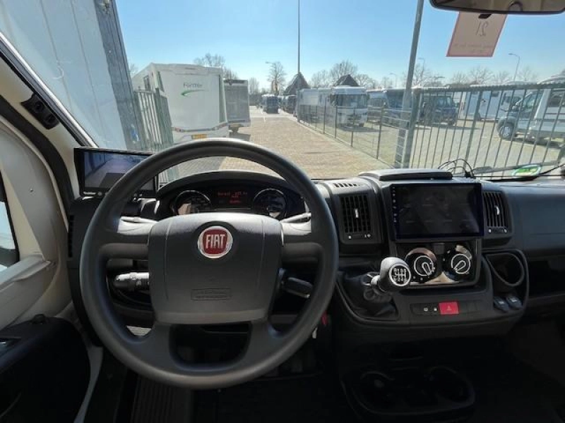 Adria Matrix Plus 600 SC Foto: 18