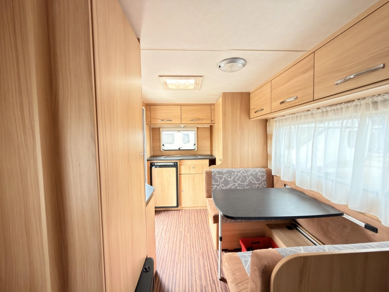 Sunlight Njoy 42 D +mover+avance+portabicicletas foto: 12