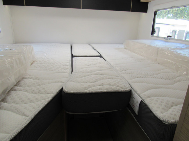 Challenger S217 SPORT Etape semi-integr Single beds Y2025 photo: 7